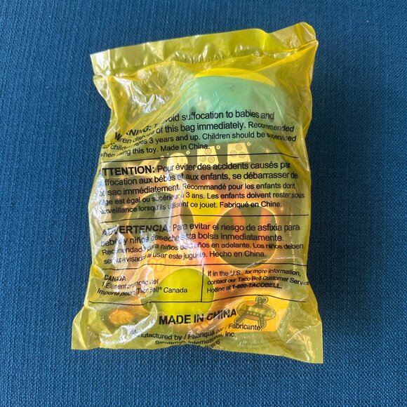 Alien Games Xyler Figure "Soccer Game" NIP Taco Bell 2004 - Picture 2 of 2